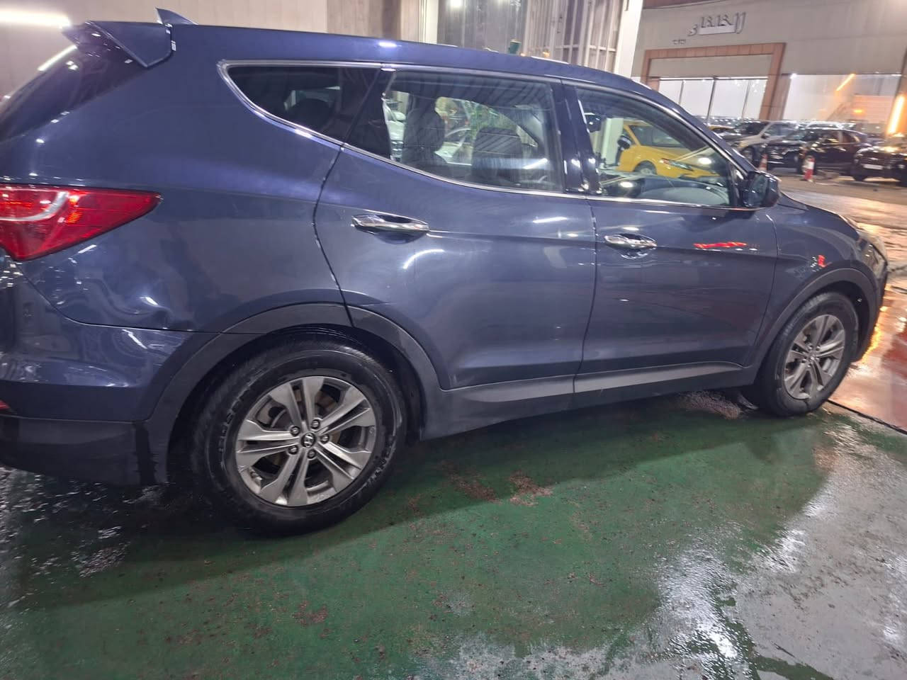 السلام عليكم سنتافيه ٢٠١٤
بدون صبخ بدون أيرباك 
حادث فقط بنيد مبدل نفس ألون 
وارد أمريكي ٤سلندر مكينه ٢٤٠٠
ماشيه ٩٥
مكان سياره دوره ابو تشير 
غير متواجد على فيس 
رقم هاتف ***********
