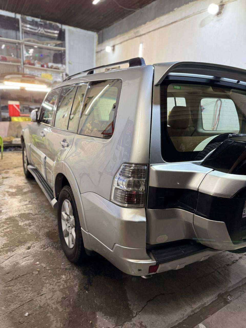 ميتسوبشي باجيرو 2018 اربيل 
٣٥٠٠ محرك ماشية ١٨٥ الف
مو حبتور شمالية لا جلد ولا دمام  
مابيها أي خلل او نقص 
السيارة حيل جديدة و نظيفة 
سنوية و هزة جديدة 

🛑 السعر سوي تعليق يصل مباشرة 🤖 

مكاني نجف
تحويل ثاني يوم 

رقم صاحب السيارة 
***********
