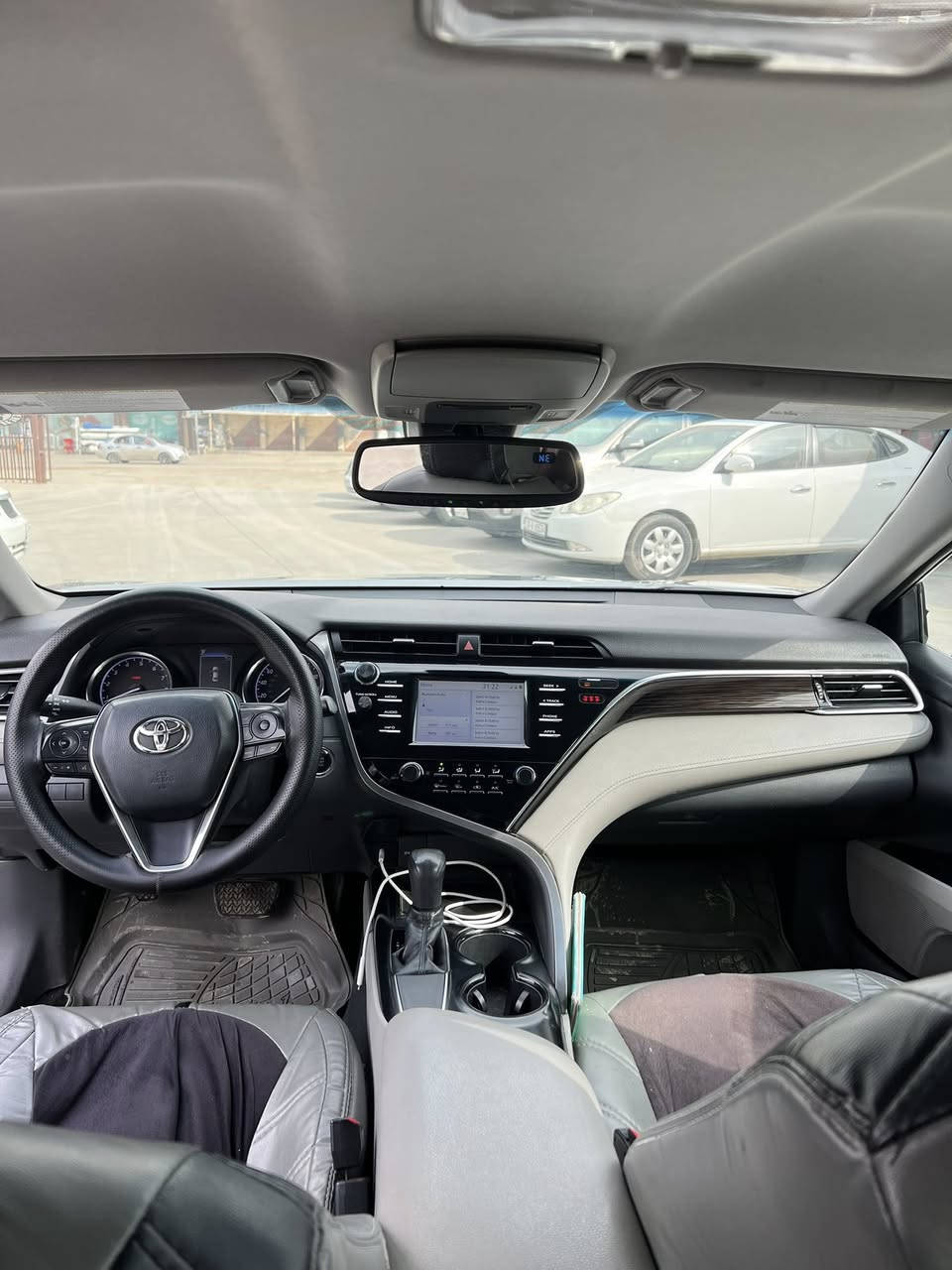 TOYOTA CAMRY2018دوو پارچە سبخ رەقم و سەنەوی کەونە تحویل گێر مەکینە هەموی بە  شەرت سەیارەکە بێ مەسرفە رقم تلەفون ***********
