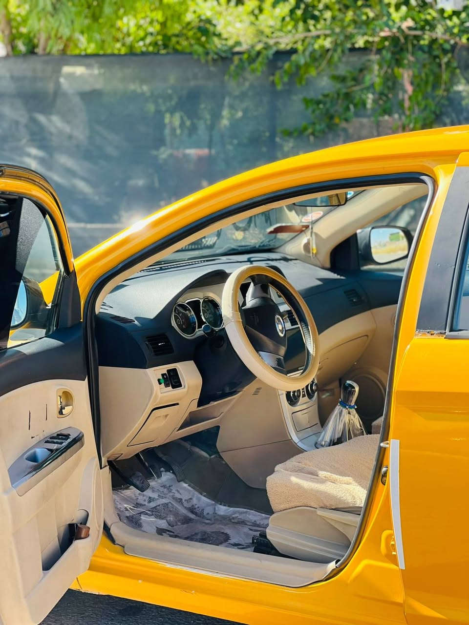 ‎گریتوال ٢٠١٣ 
‎محرك یارس گير و محرك و تبرید بشرط
‎گير عادي
‎كهربايات بشرط
‎مابيها مصرف 
‎مابيها دعم 
‎رقم بغداد مشروع وطني 
‎سنوي جديد باسمي بيها بطاقة بنزين 
‎
*********** 

‎سعر ٦٧ مجال 
‎
‎مكان جمجمال
‎ شمشمل, السليمانية
