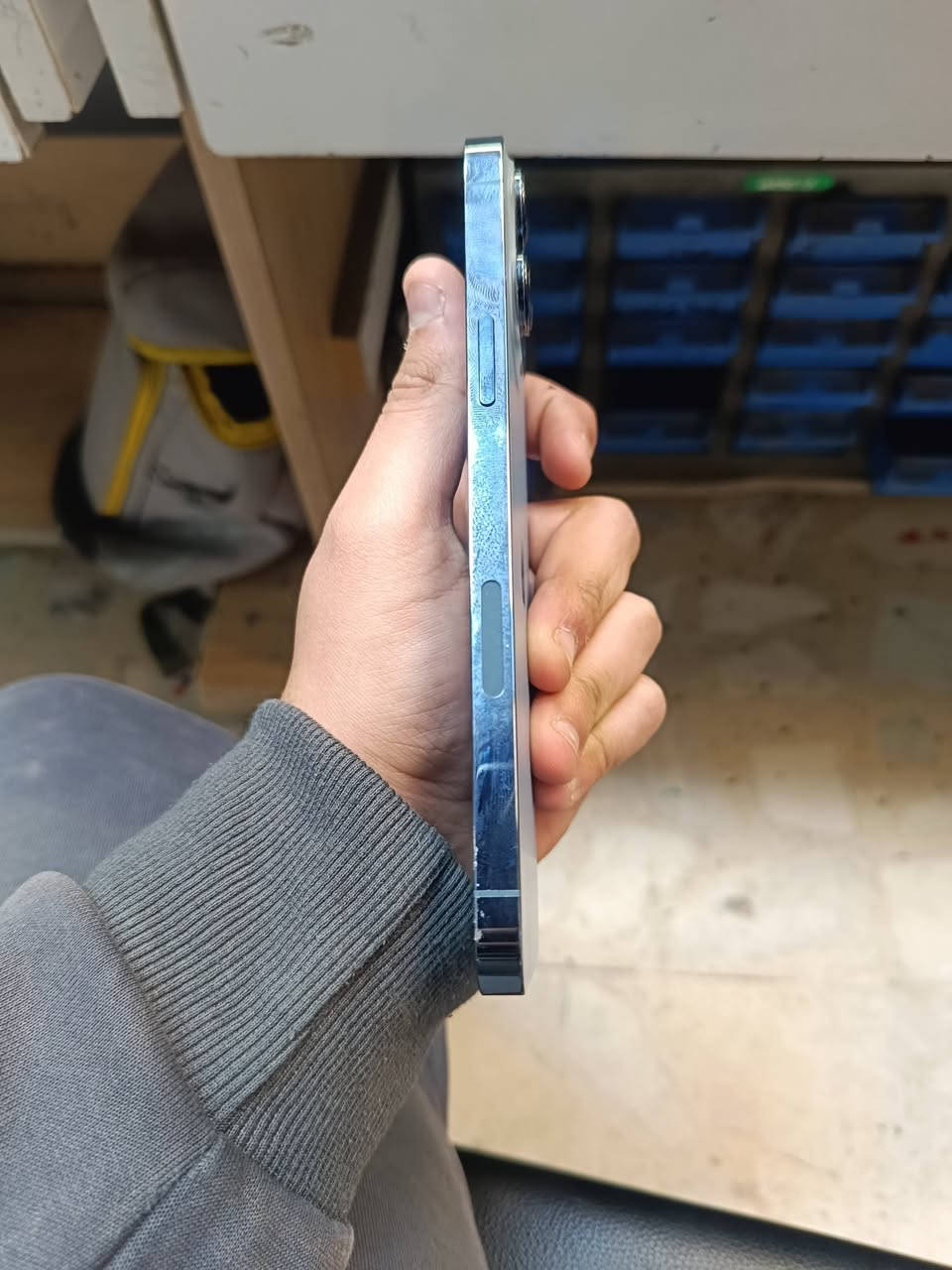 جهاز ايفون 13 برو ماكس L/A
جهاز نضيف 256 بطارية 91 بي ضربة خفيفة بل شاصي ويا كارتون اجهاز كلشي شغال مابي ايشي فيس ايدي شغال كامرات كاملات مابيهن شي

مكاني بغداد مدينة الصدر قطاع 43 

رقمي ***********
