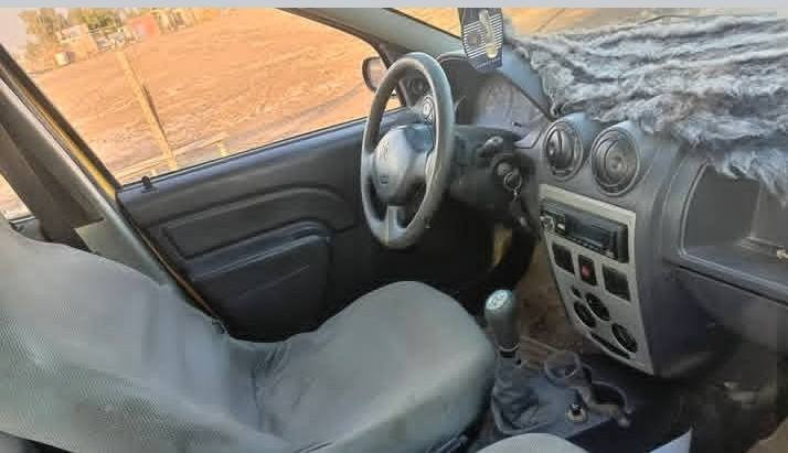 سلام عليكم رينو فحل موديل 10جاهزه مكينه كير حدادديه تخم تاير كفاله رقم بغداد تحويل ثاني يوم مصفره هيئه وغرامات مكان السياره بابل لاستفسار عل الرقم ***********
