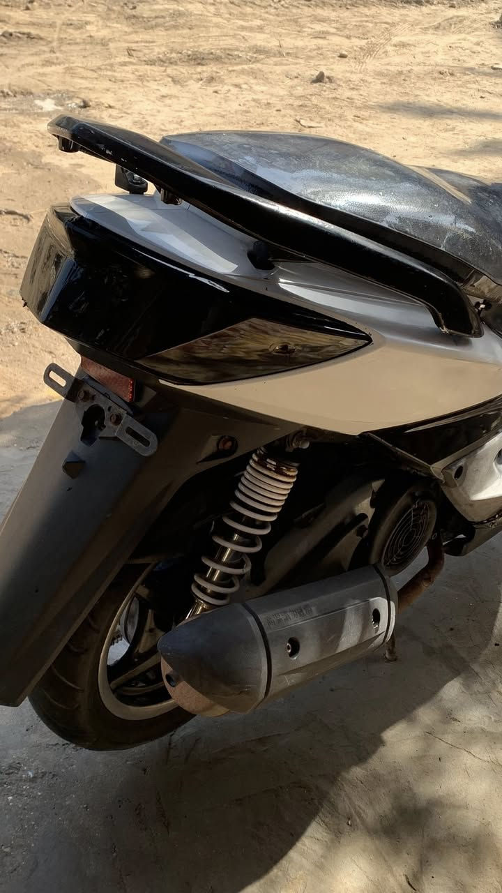 دراجه سكنس لبيع دراجه نضيفه ما مفتوحه دراجه بلاديه سعر خاص هاذه رقمي***********
