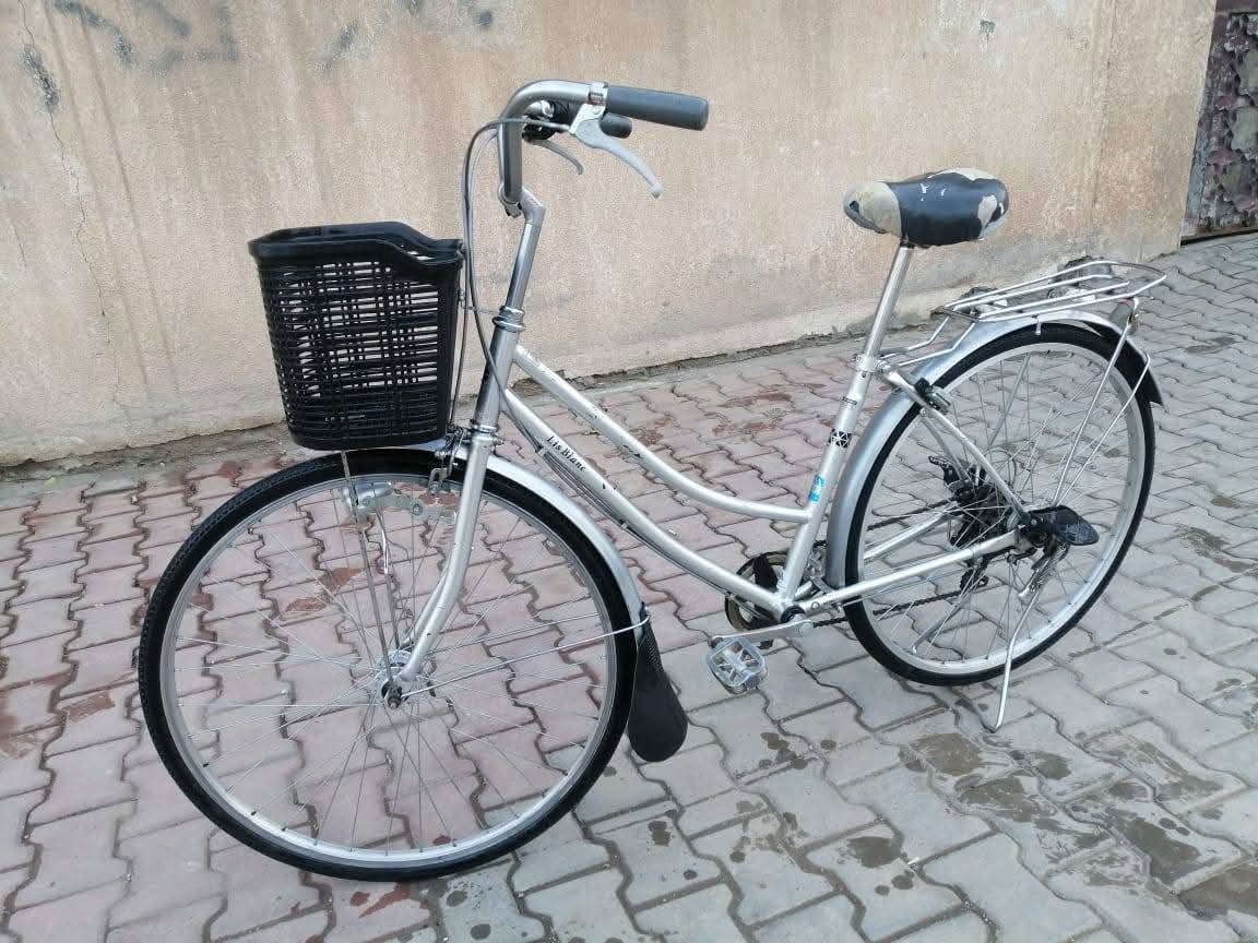 للبيع ياباني اصلي نظيف
*********** سعر 85 الف
