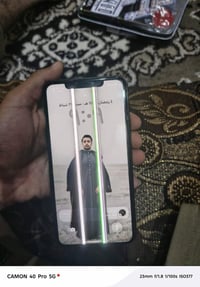 ايفون ١١ برو ماكس • ٢٥٦ • خطين بالشاشة