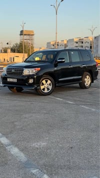 لاندكروز VXR • ٢٠١٤ • ماشيه ١٥٠ الف