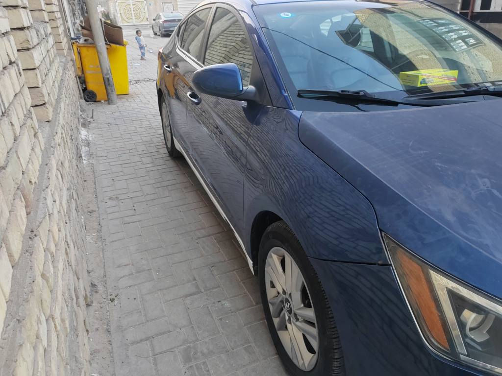 انتره مديل 19وارد امريكي سياره جاهزه من كلشي كير محرك حداده تبريد سياره ضرره بنيد ومدكر ولغد من فوك فقط وطخت بسيطه بسمي سياره سعر ١٢٠ بيه مجال قليل حق جيه لتواصل على رقم على فيس ما اتواجد *********** البصرة, العراق
