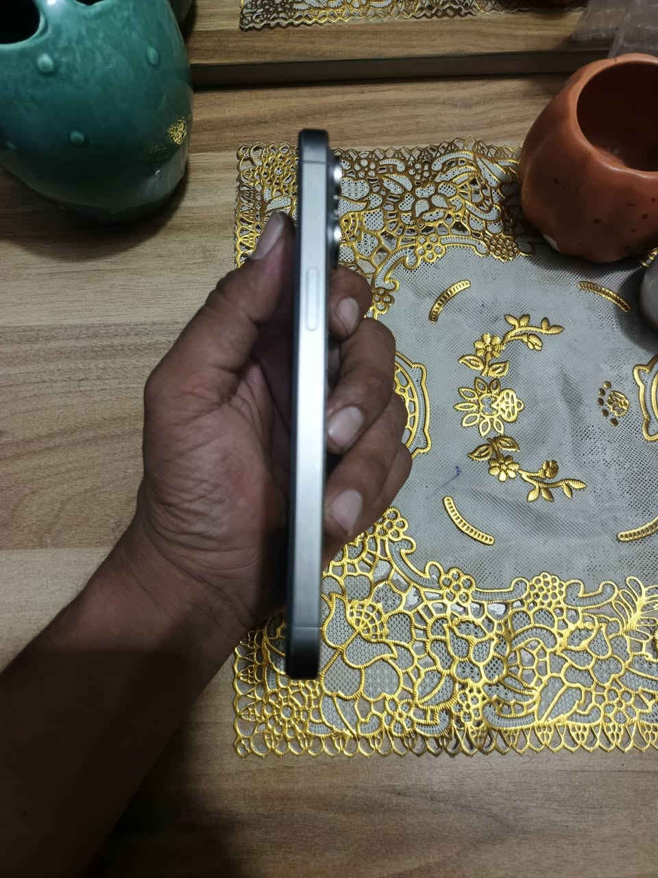 ايفون 15 برو ماكس بطاريه ٨٧
جهاز مبدل شاشه  فقط مبدل شاشه فقط 
نفس. مموضح بل صورة نضافه ١٠٠ 
مكان بغداد الأمين الثانيه 
***********
