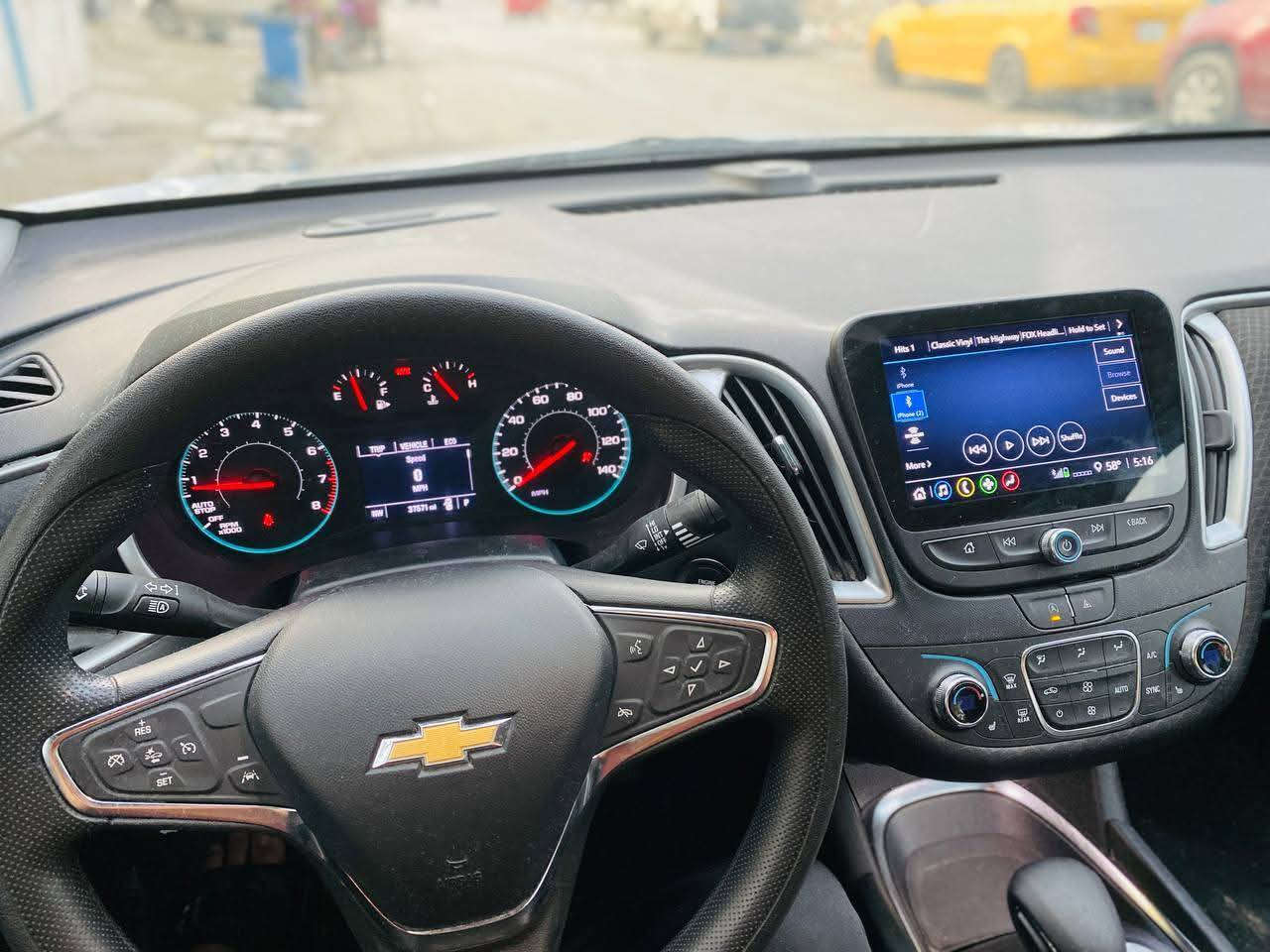 ٢٠٢٤ حادثها مرفق بيع أو مراوس قطعه وحده فقط تبديل اصلي بدون صبغ الباب  السعر135 وبيها مجال قليل الاستفسار ***********
