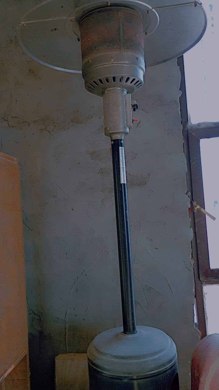 السلام عليكم صوبة غازية سعرها ١٥٠وبيه مجال بسيط واستعماله شي قليل اني مكلف بالنشر هذا رقم صاحبه ***********
