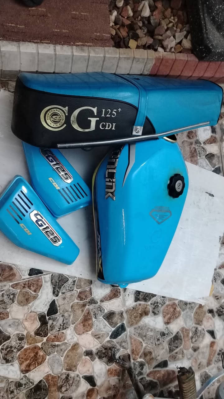 تانكي وكشن وصفحيات لون سمائي مال 24 مراوس بغير لون العنده يجي خاص نفس نضافه مطلوب 👇


**إذا كنت صاحب هذا الإعلان وتريد حذفه لأي سبب، رجاءا أرسل رسالة إلى الدعم الفني**