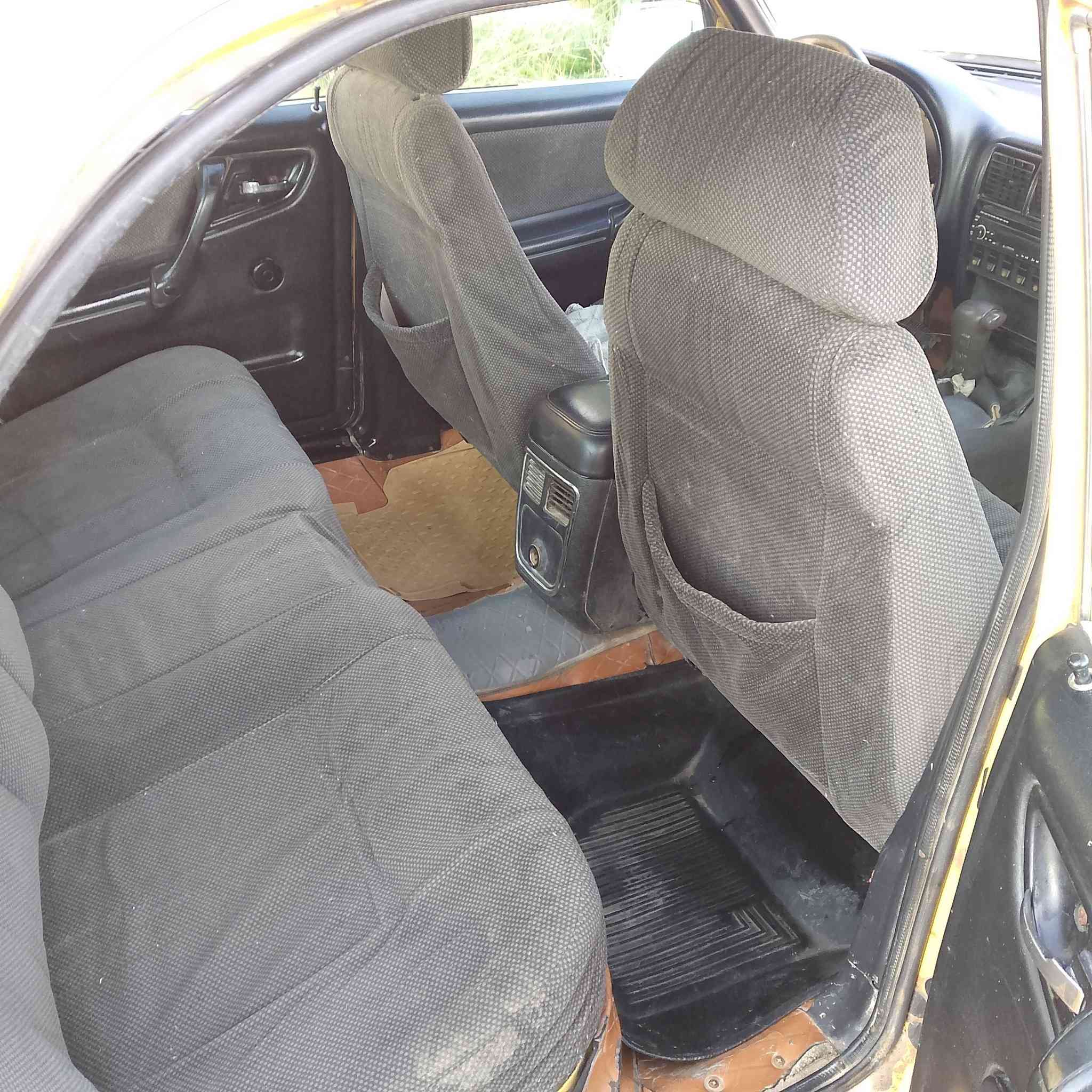 سلام عليكم
فولگه للبيع  رقم بغداد سنويه صاقطه راعيها بلشطره يريد مداور
محرك VVT  نضيف فول نضافه
السياره بيها نواقص بصيطه 
السعر 22ورقه وبيها مجال للشراي فقط


**إذا كنت صاحب هذا الإعلان وتريد حذفه لأي سبب، رجاءا أرسل رسالة إلى الدعم الفني**