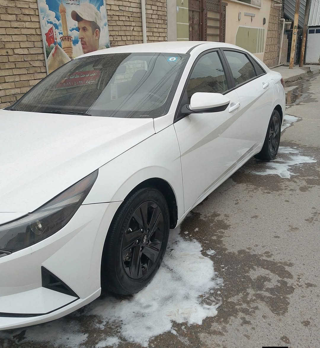 النتره أمريكي موديل 2023 هايبرد 
موصفات النون ابيض

تدفه بل كشنات 
تشغيل عن بعد 
نقط عميا 
بصمت ابواب 
سايد بريك دكمه 
سياقه ذاتي 
تحديد مسار 
وقوف ذاتي 
ترحيب 
بسمي 
عنوان بغداد راسه مال عبيدي 
***********
