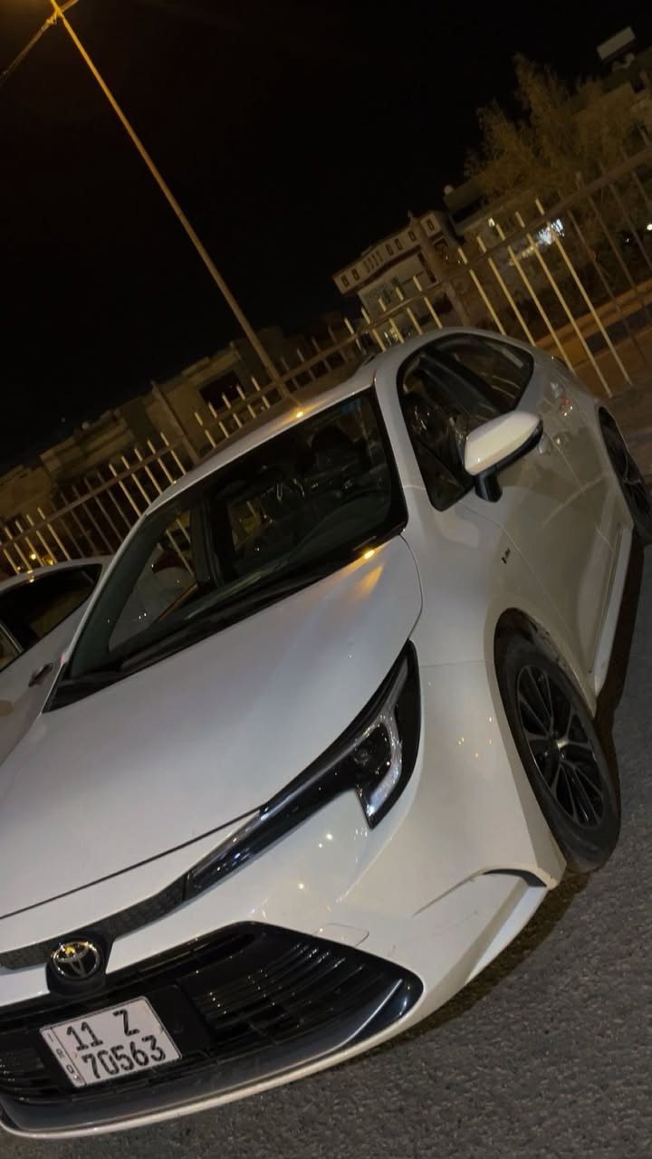 السلام عليكم 
كورلا 2025 الشكل الامريكي 
ماشيه 10الاف 
شاشه كبيره ابل كار بلي 
شاشة عدادات ديجتل 
سايد بريك دگمه 
٣ وضعيات قياده 
بصمة تشغيل وبصمة ابواب
فتحه سلايد 
وباقي المواصفات معروفه
السياره بأسمي تريد تحويل تريد وكاله 
مكفوله من كلشي وجاهزه ما ينصرف عليها كلشي
ومبدل دهن جديد ماشي عليه الف بس 
 سعره السياره 152 بيها مجال بسيط 
مكان السياره ديوانيه 
استفسار اتصل 
***********
