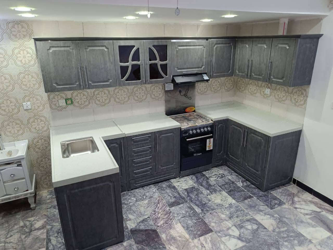 ✨ مطابخ كاونترات  تفصال حسب الطلب ✨

✅ هيكل ألمنيوم تركي قوي ومتين
✅ أبواب خشب GDF
✅ بليت سماكة 1 ملم
✅ ظهر الكاونتر بليت 0.5 ملم
✅ حشوة داخلية خشب
✅ سطح كوارتز أصلي طبيعي بجودة عالية

💰 السعر: المتر الطولي 560 ألف دينار فقط

📍 التنفيذ بدقة وضمان 10 سنوات
داخل بغداد فقط يشمل الشد والنقل 5

فقط اخذ القياسات يكلف 25 الف اجور المهندس الدفع   قبل التفصال
للحجز واتساب
‏‪***********‬‏
