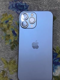 ايفون ١٣ برو ماكس جديد صارلي أسبوع من اخذتي موجود الوصل مالي  بطاريه ٩...