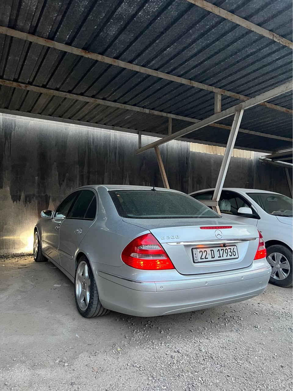 Mercedes Benz W211 E200
سیارە مودیل 2006 Elegance
خلیجی بدون صبغ 
ماشی 245KM
شاشە کار پلەی 
ویل دوو سایز AMG
گیر و معرك کهربایات بشرط 
*********** أربيل, العراق
