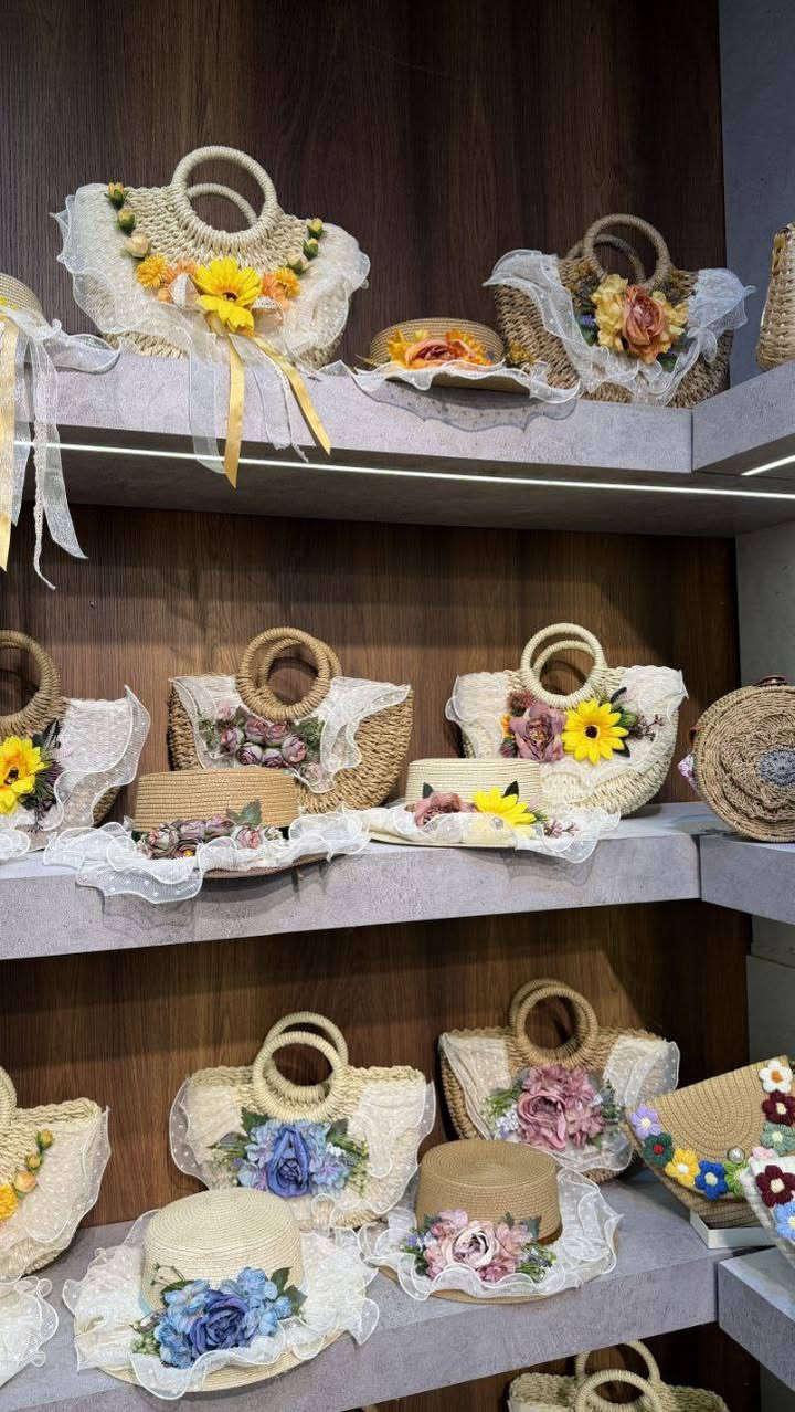 متوفر جملة فقط اقل طلب نص


**إذا كنت صاحب هذا الإعلان وتريد حذفه لأي سبب، رجاءا أرسل رسالة إلى الدعم الفني**