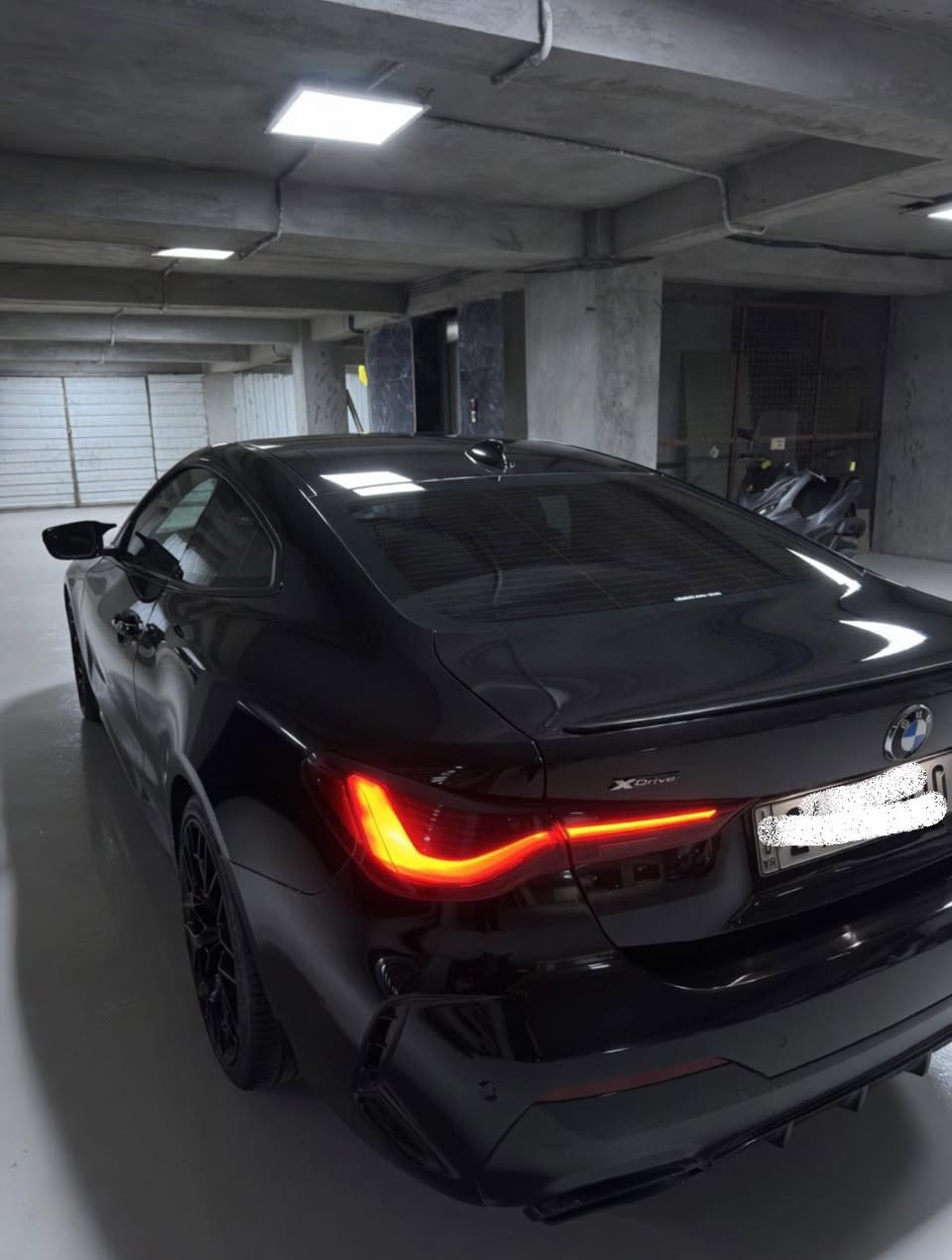 M440i للبيع 🔥🔥
السلام عليكم 
M440i 
موديل 21 فول مواصفات من داتاشو ، كراسي تدفئة وخزن و خاصية الإيماءات والرادار و كاميرات 360 و صندوق كهربائي وكل المواصفات المعروفة 

السيارة بدون اي نقص جداً نظيفة واستخدام شخصي

ماشية ٦٠ الف مايل 

حادثها قطعة وحدة جاملغ ايسر مبدل ومصبوغ بدون ايرباك فقط 

صور الحادث مرفوقة

رقم السيارة شمالي تحب تحويل او وكالة
ومكانها بغداد

السعر 33,500$ وبيها مجال

للتواصل ***********
