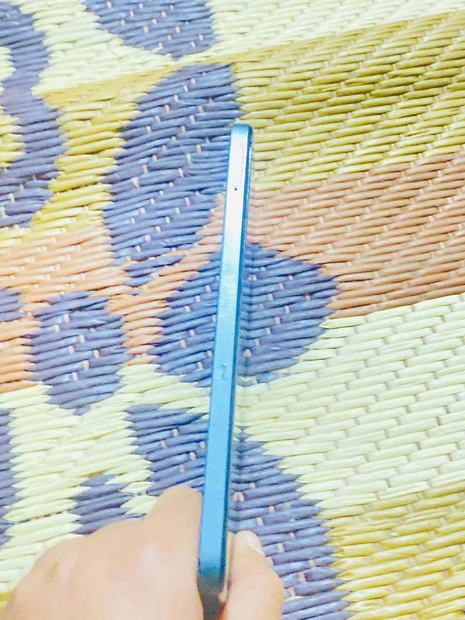 السلام عليكم
مبايل realme c65
ذاكره 256
رام ٨
شاشه ٦.٦٧بوصه 
البطاريه ٥٠٠٠مللي أمبير 
مراوس ب ايباد


**إذا كنت صاحب هذا الإعلان وتريد حذفه لأي سبب، رجاءا أرسل رسالة إلى الدعم الفني**