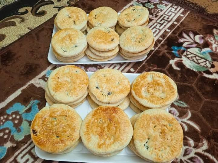 مرحبا بنات تم فتح حجز كليجه العيد كليجتنه بقلاوه ياابه حسب الطلب لي تحبو وتدللون عيني للحجز والاستفسار ع الخاص او ع الرقم *********** والي مجرب من عدنه يذكرنا بالتعليق
