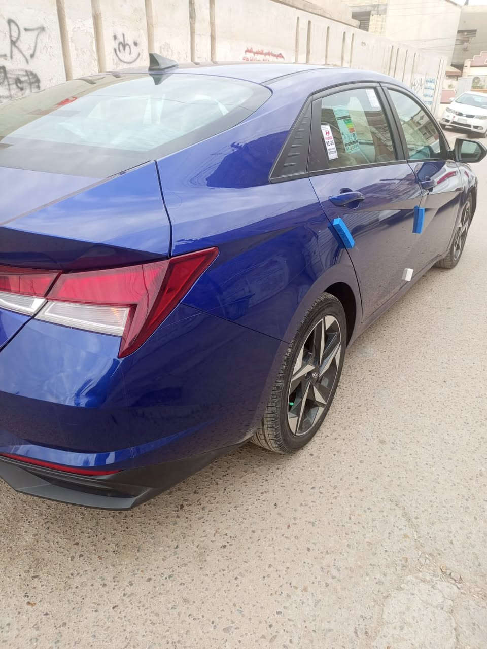 سلام عليكم من رخصت الادمن المحترم النترا مديل ٢١ امريكي حادث جملغ وبابين نفس صفحه 
صبغ بدون تبديل ليبل واحد سياره بدون ايرباك 
سياره أربيل هزه جديده سنويه 
محرك ٢٠٠٠ دوش موصفات بس رادار حساسات ماشيه ١١٠ جاهزة من كلشي كير مكينه صدر تبريد 
مكان سياره بغداد شعب السعر 
١٢٧ وبي مجال بصيط 
***********
