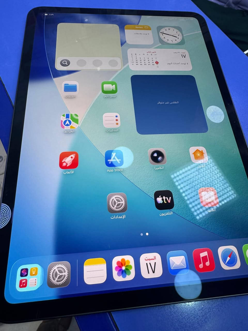 #للبيع
‏iPad { pro 11 inch }❇️
 _________________
❇️ ذاكرة:(256) 
❇️مستخدم (بحالة ممتازة) 
❇️المعالج M4
❇️بطارية:-91
❇️عدد الدورات:- 243 فقط
_______________________
❇️ملحقات الجهاز: شاحنة كاملة + كارتون 
❇️الجهاز محدث آخر تحديث 
______________________________
اي استفسار خاص او الاتصال :- 
❇️العنوان :صلاح الدين-قضاء بلد
       للاستفسال خاص 
او التواصل على الواتساب من خلال الرابط :-  https://wa.me/+9647512781533
