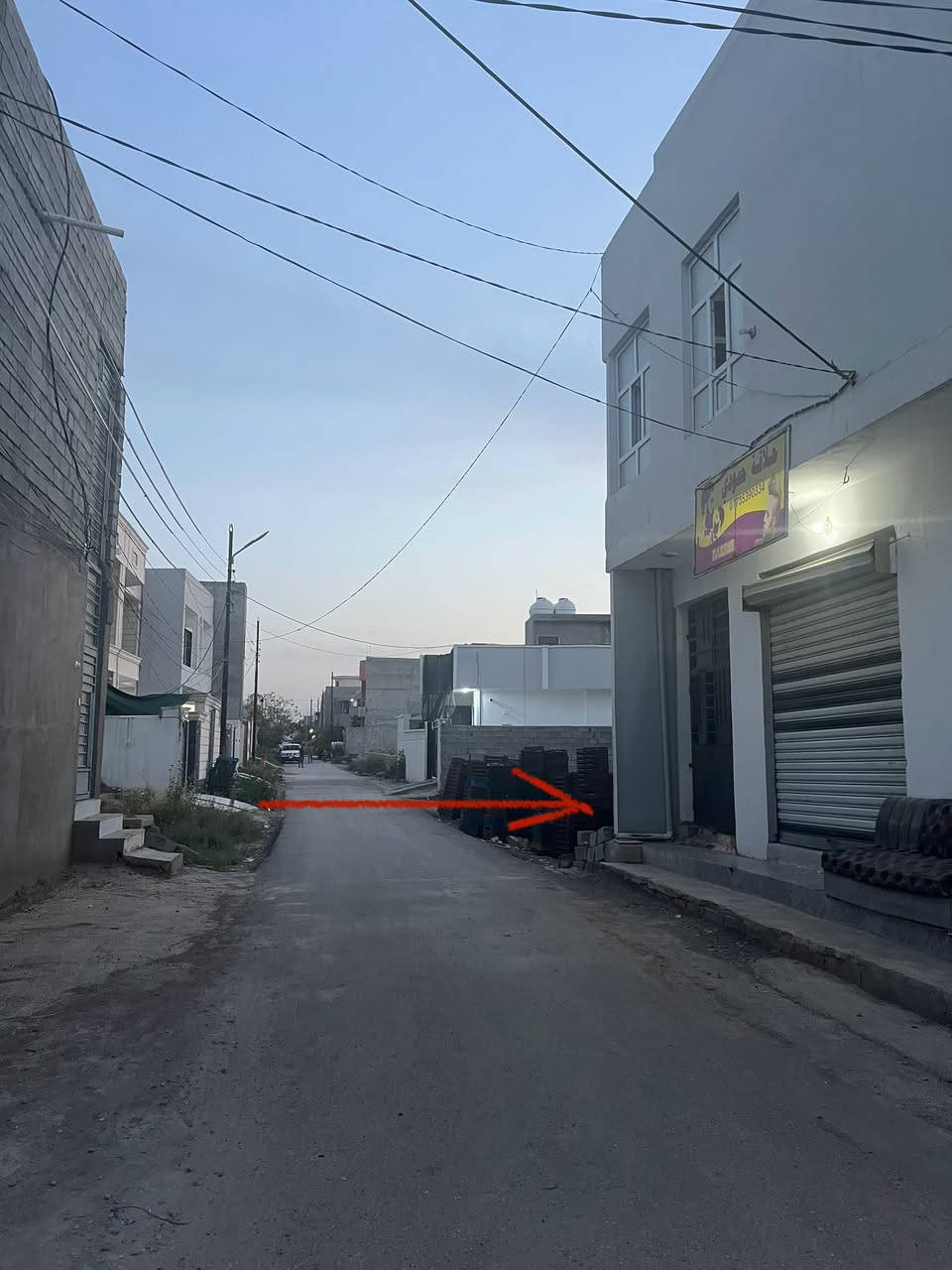 قطعة ارض للبيع / تقاطع القدس
طابو زراعي سند ٢٥

مية متر مربعة ١٠x١٠

مناصف الركن

قريبة جداً على الشارع العام 

مخدومة كامل تبليط +ماء +كهرباء 

***********
