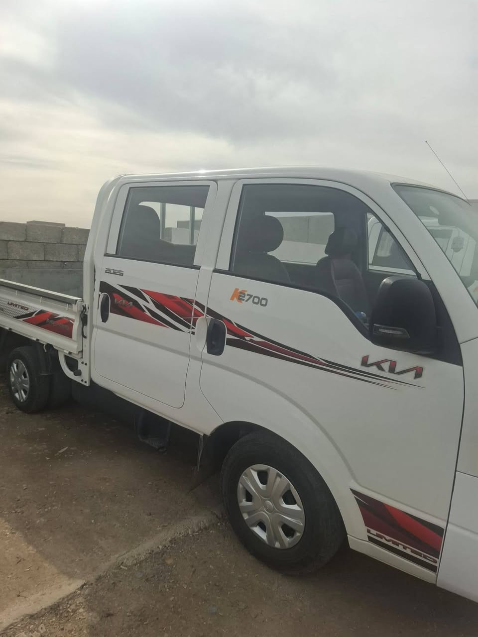 كيه بنكو موديل 2025 باسمي رقم نينوى 180 وبيه مجال ***********
