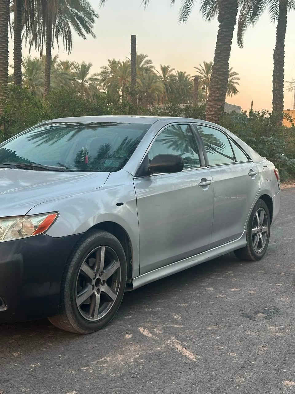 تويوتا كامري موديل 2007
✔️ محرك قوي واقتصادي
✔️ ناقل حركة أوتوماتيك
وارد أمريكي 
محرك 6v
رقم بغداد
بانوراما 
شاشه 
كأمره خلفيه
زوجين تايرات جديد
رقمي 
***********
بغداد التاجي الشط
