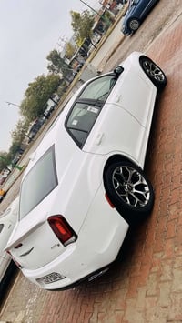 ٣٠٠ اس • ٢٠١٨ • كاميرا دواره