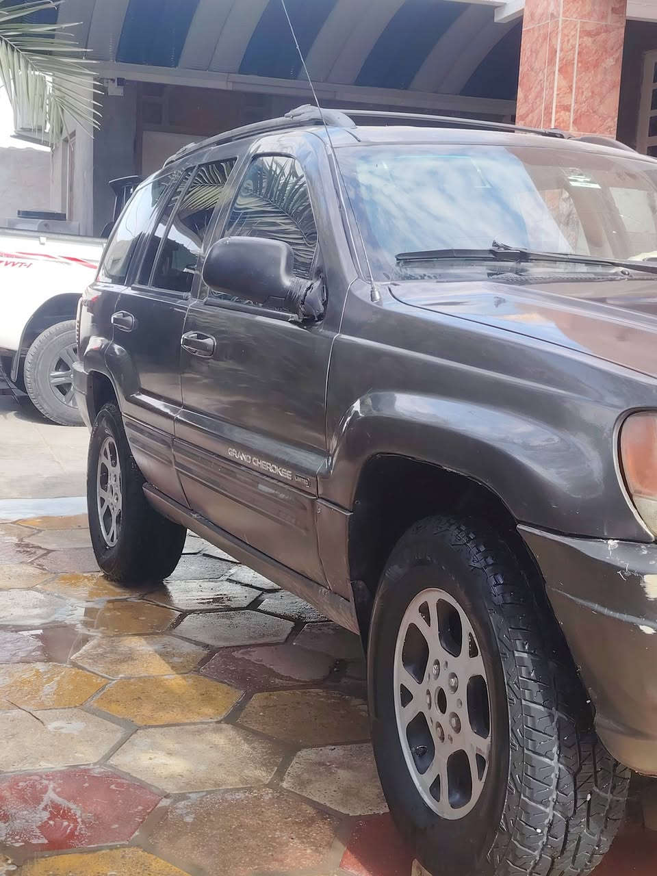 السلام عليكم
سياره جيب مديل  2000
سياره نضيفه وحلوه بمعنه الدرجه ما متعوبه
كير محرك كارتون
دواخل جيس
تجي وشوفهه شوفت عينك
سياره احلى من الصور بهواااي
السعر 60 وبيهه مجال قليل
الاستفسار الاتصال ع رقم ***********
