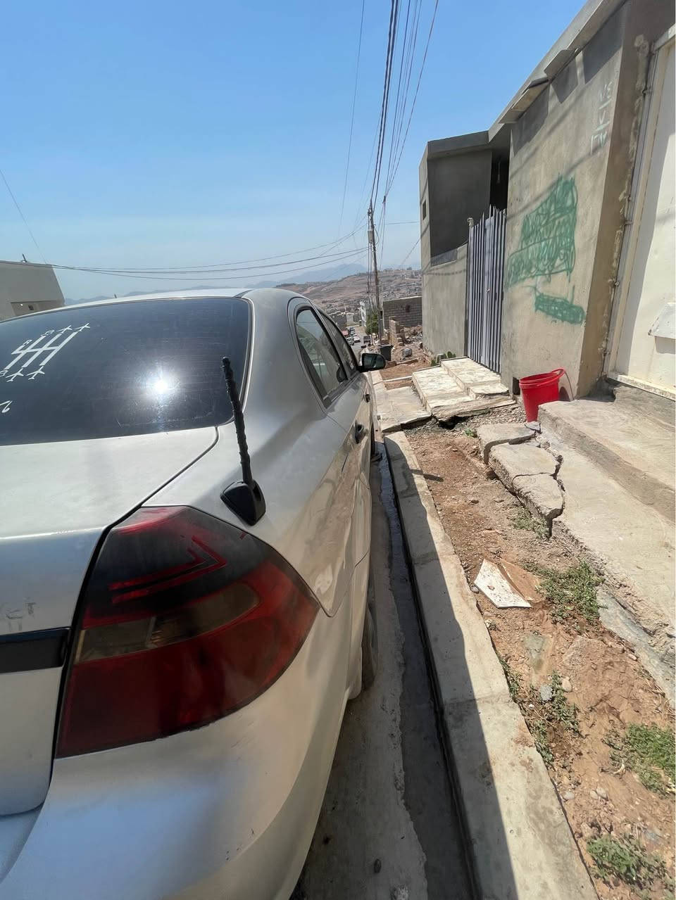 افيو ٢٠٠٧حيزام سبغ خليجي دعمك خفيف تيدا يه گيرعادي گيرو مكينه شه رت 830هزار خرامه ل سه ره سعر 54مجال*********** دهوك, العراق
