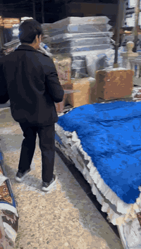 لاند هوم للمفروشات
مكانهم بغداد الحسينيه جهة مطعم الامير قرب مطعم ليالي اسطنبول 
***********
***********
