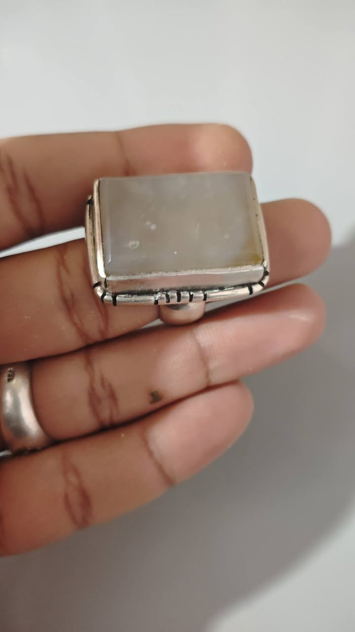 للبيع او مراوس يماني تحفة صياغة يدوية حيل ثكيلة مكاني ناصرية


**إذا كنت صاحب هذا الإعلان وتريد حذفه لأي سبب، رجاءا أرسل رسالة إلى الدعم الفني**