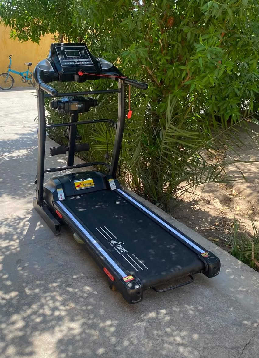 جهاز جري  نضيف اخو جديد ماركت ايفر فارنسي
جبلي دبل مطور فول مواصفات سعره250وبي مجال بسيط جدأ عنواني بغداد جسر ديالى قديم توصيل موجود باقي تفاصيل خاص او عل رقم واتساب فقط 
***********
