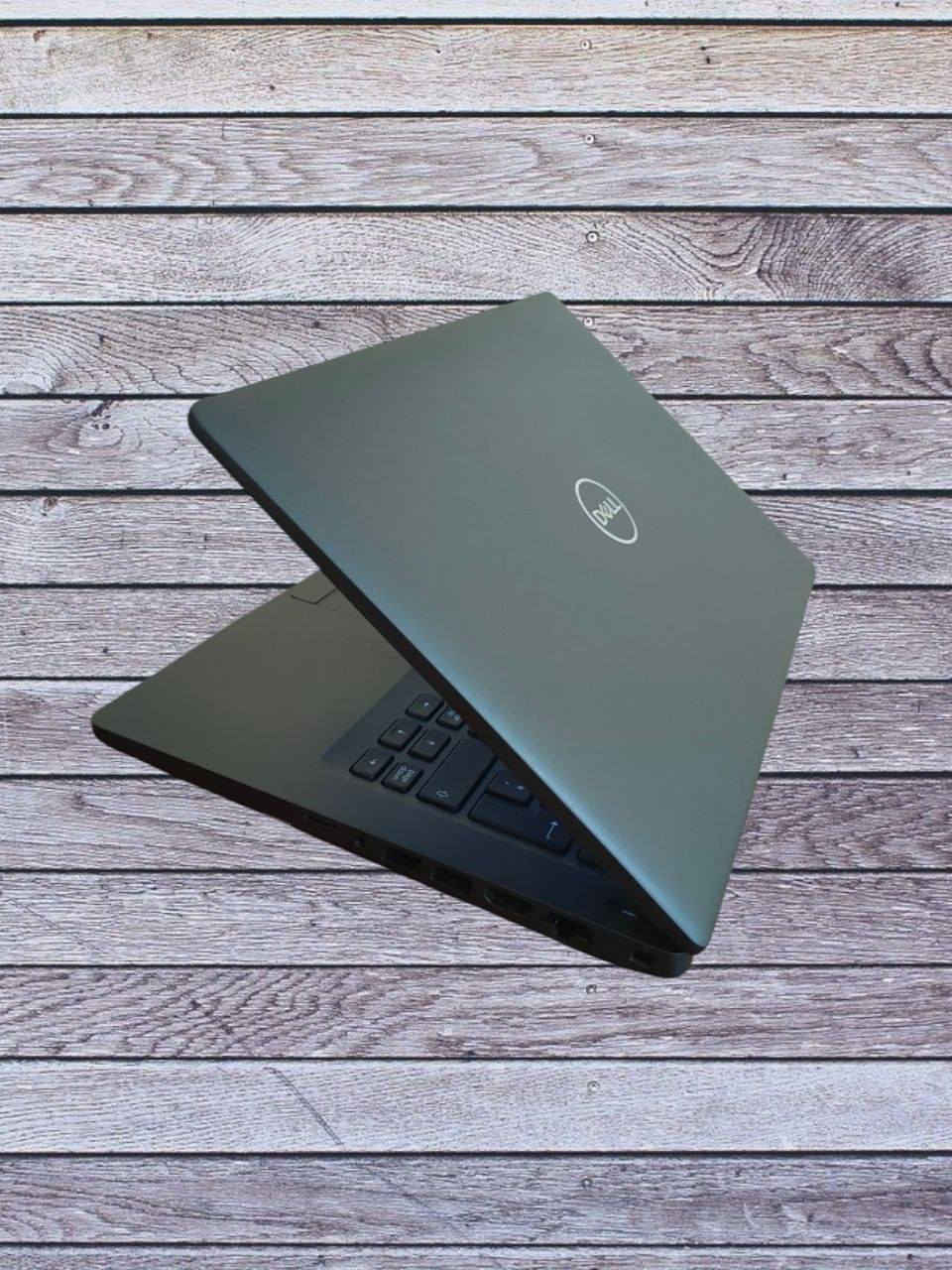 المواصفات
Cor i5 
الجيل الثامن
الرام 8GB 
الهارد 256GB ssd 
حجم الشاشة 14.6 انج 
كارت الشاشه 4GB intel 
بطارية ممتازة 
نظافة الجهاز عالية جدا جدا 
🎁الملحقات 
شاحن أصلي + حقيبة + ماوس  
السعر 225 الف دينار 
يتوفر توصيل لجميع محافظات العراق 
للتواصل على الخاص او على الواتساب
***********
***********
