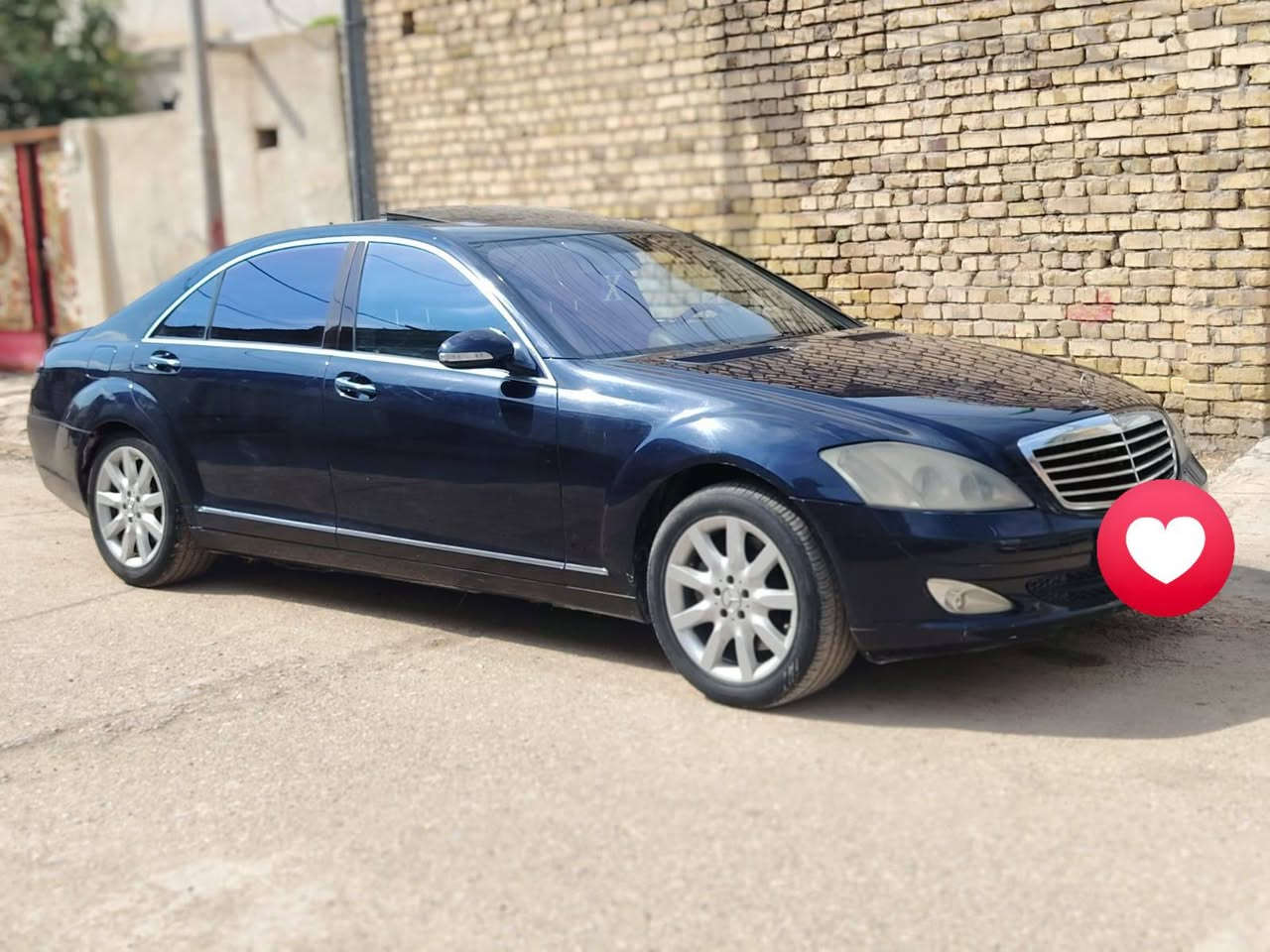 سلام عليكم مارسدس اس 550مديل 2006مكينه وكير وحداديه وتخم تاير جدد تبريد ثلج تدفئه 4كشنات كهربائيه ما يحتاج اذكر لمواصفات معروفه فول مواصفات فتحه رادارات كامره خلفيه السياره جديده ادوات مسجل استماره باسمي كبل تروح تسجل كفاله من لكص ولضربه ولانتربول ولسياحه مكاني ميسان العماره السعر 75 وبي مجال رقم الهاتف ***********
