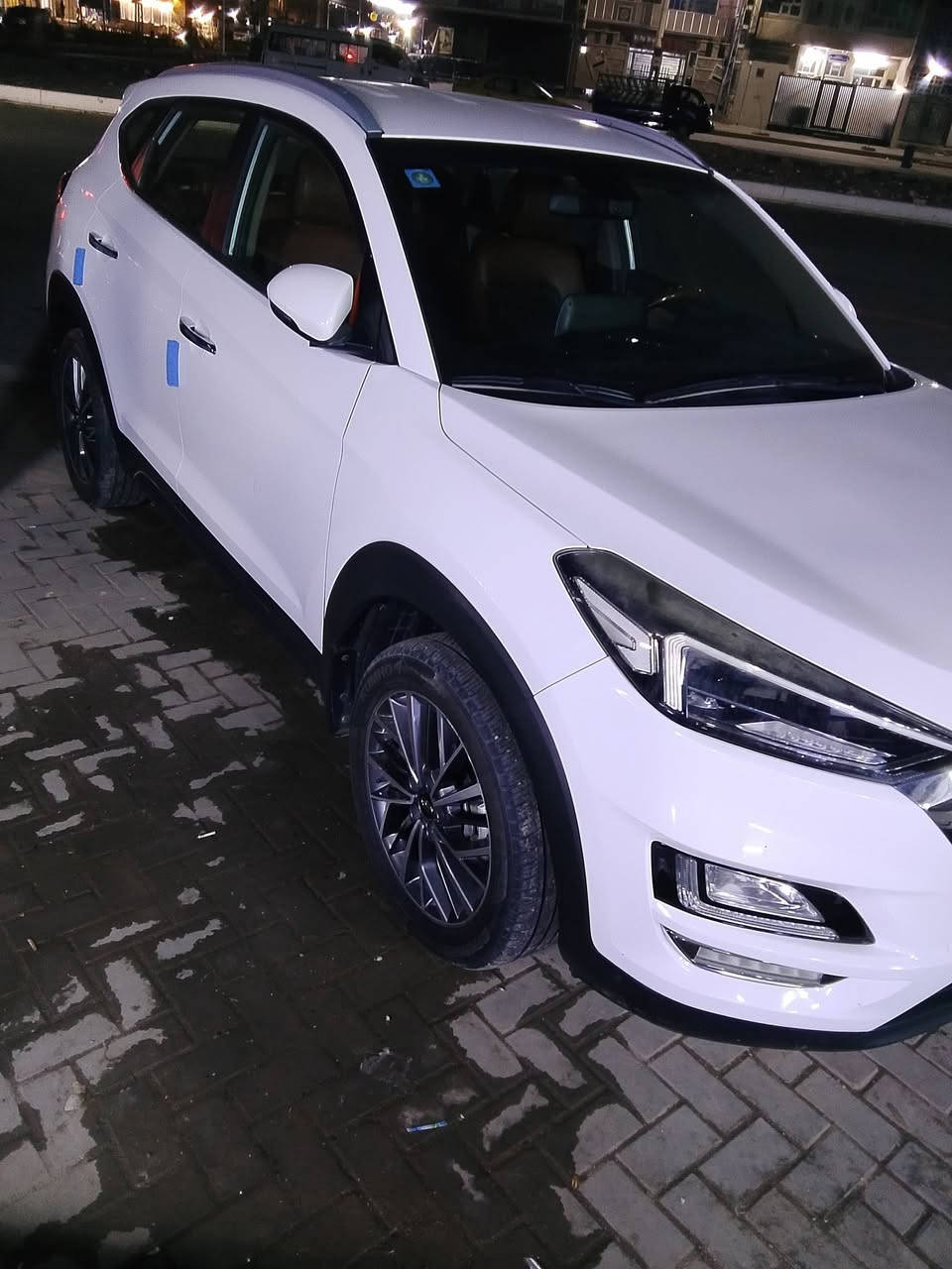 توسان 2020  فول مواصفات من عده بنوراما مكفوله كفاله عامه سعر 220 مكان مدينه الصدر***********
