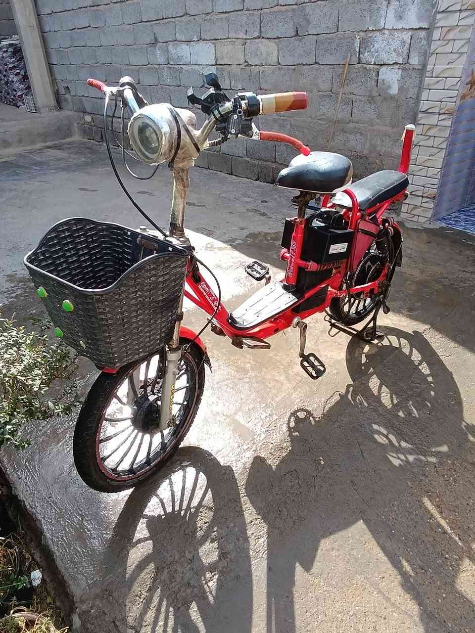 السلام عليكم دراجه شحن وياها شاشتها وشاحنتها وبطاريات ٤ صار ٤ اشهر شادهن جديدات سعر ١٧٠وبيها مجال بسيط


**إذا كنت صاحب هذا الإعلان وتريد حذفه لأي سبب، رجاءا أرسل رسالة إلى الدعم الفني**