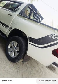 وبركاته تيوتا هايلكس للبيع كفاله عامه مداور مباشر مديل ١٨ بانزين  الاس...
