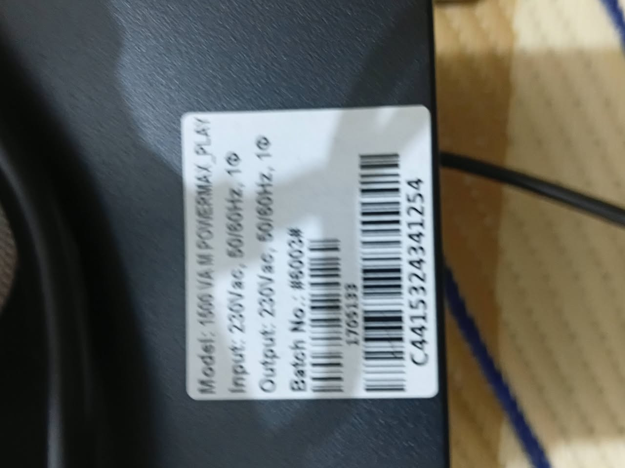 السلام عليكم عندي اكس بوكس سيريل sيجي 512G
يجي ويا يوبي اس 1500v
يجي ويا شتراك كيم باس يخلص يو 2026/12/4
ويجي ويا يدة احترافية وياهة اشتراك شهر 
وجي ويا ماوس وكيبورد 
ويجي ويا هارد 500G
وهاذة كلة 700الف
مكاني بغداد كمالية وشراي يجي واتساب ***********
