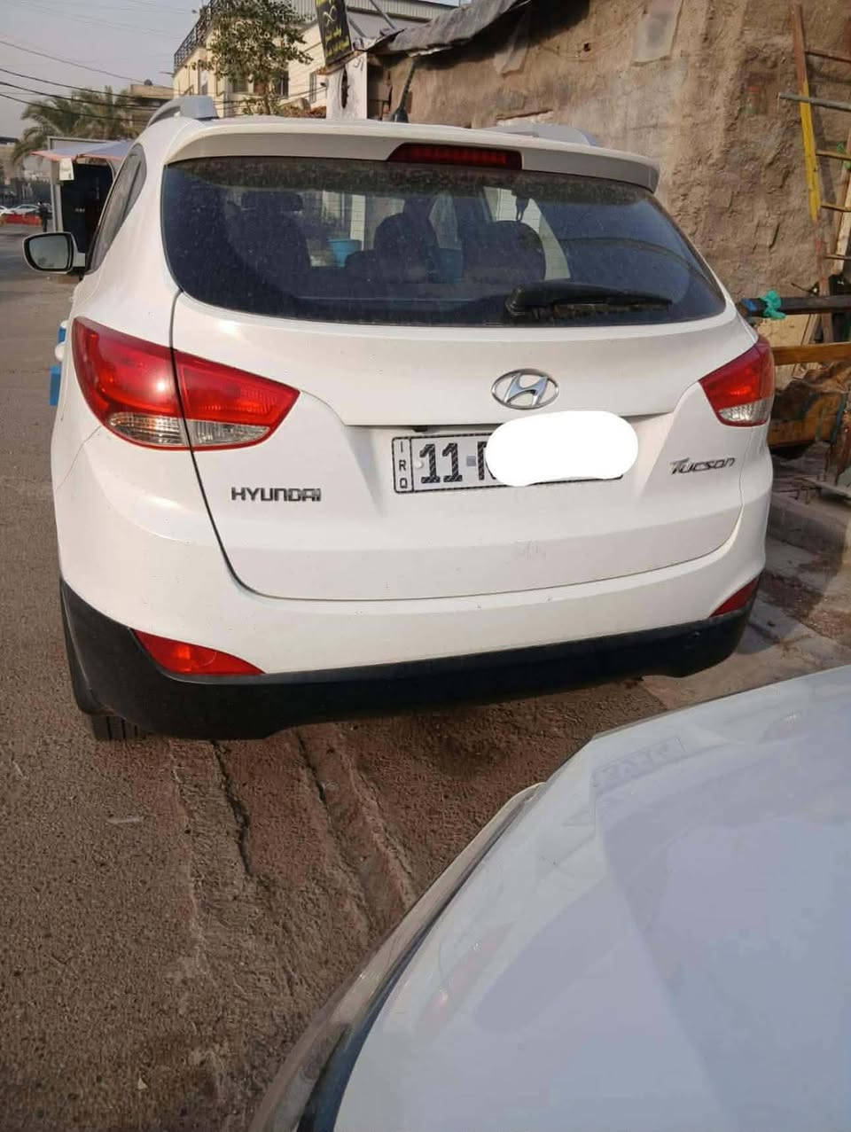 السلام عليكم توسان خليجية للبيع كفاله السونار داخل المنشور موديل 2013 رقم بغداد السيارة جاهزه من الدعاميه للدعاميه كل شغال مكان السيارة بابل  السعر  143 التليفون ***********
