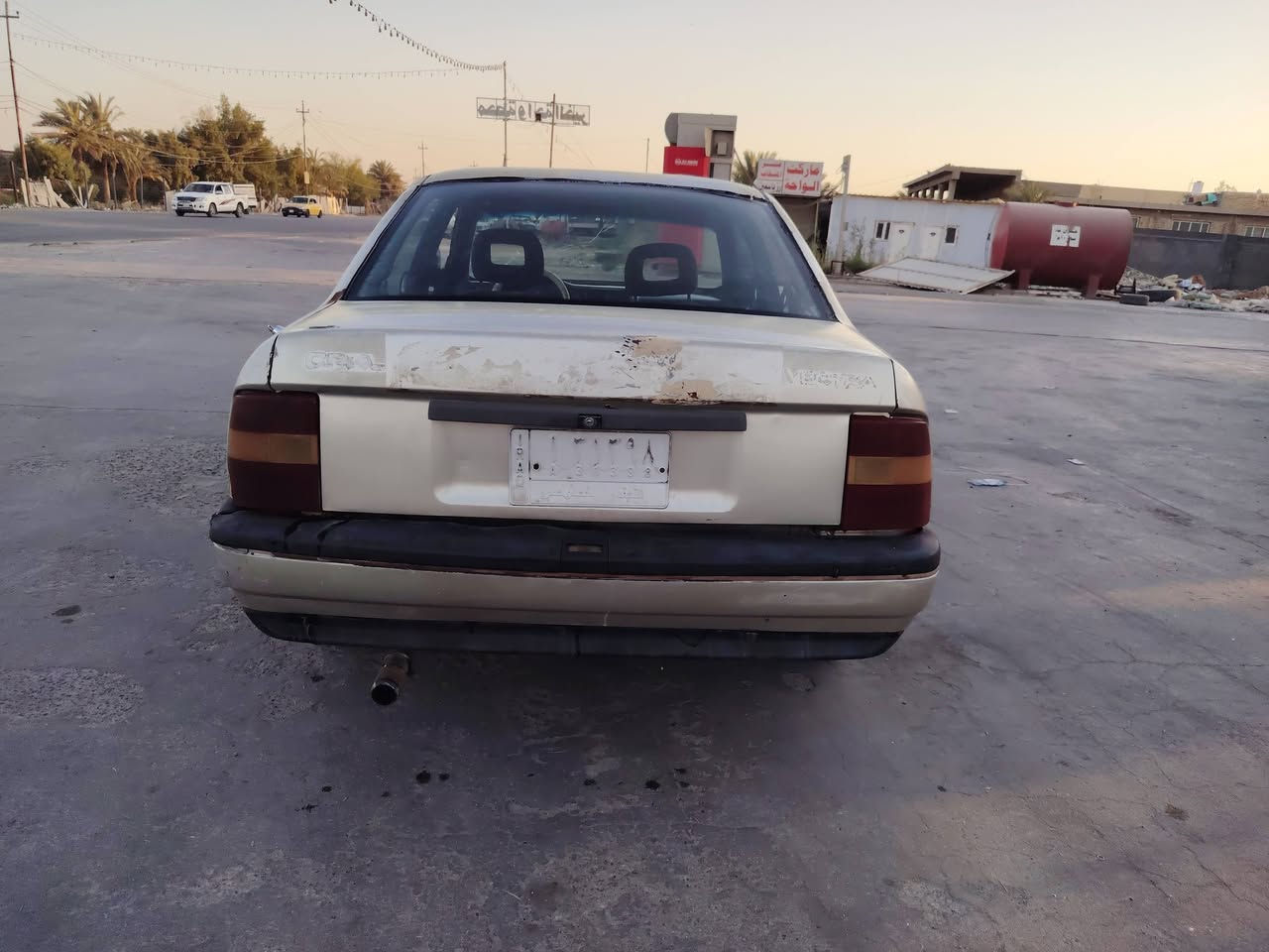 سلام عليكم للبيع فكتره مكينه وكير جدد تخم تاير حداديه جديده كهربايات شغاله سياره جاهزه بيع مستعجل لسعر 10مكاني نجف مناذره ***********
