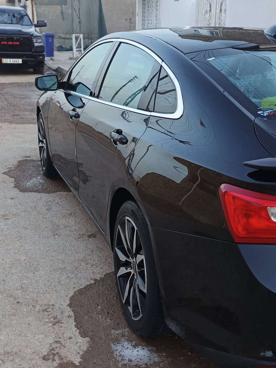 سلام عليكم سياره ماليبو موديل 2021 سياره معوقين بعدلهة ثمن تشر وتصير حره سياره حلوه وجاهزه محرك كير حداديه تخم تاير تبريد ثلج رقم بغداد فول مواصفات ما عده الفتحه فأتRS
✅تشغيل عن بعد
✅صندوك كهربائي
✅تحديد مسار
✅مانع انزلاق
✅لادارات امامي و جانبيه
✅ تحكم ستيرن
✅ كشن كهربائي
✅شاشه كبيره
✅لون اسود شذري 
السعر 100وبيهة مجال مكان السياره ميسان للاستفسار الاتصال على هاذ  الرقم*********** مكلف بلنشر
