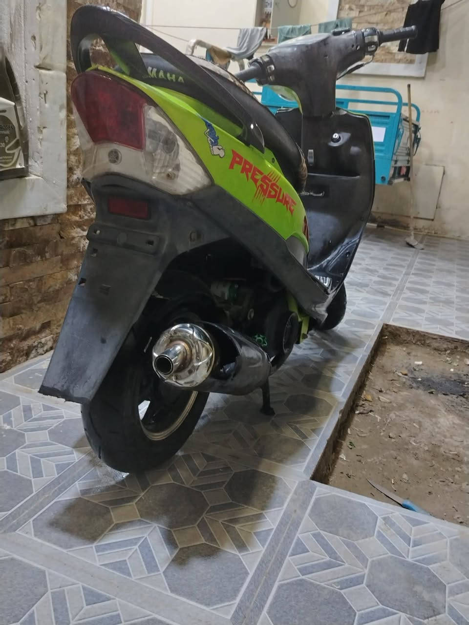 السلام عليكم شباب ماكس عدله للبيع دراجه كله شغاله نضيفه  حيل دراجه صالنصه صجميه وياله تزويد كفرات أربع ولفات مكاني بابل اسكندريه رقمي *********** مراوس بنامه عادي
