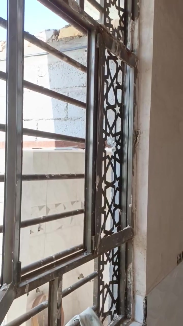 خلفة لبخ ***********
