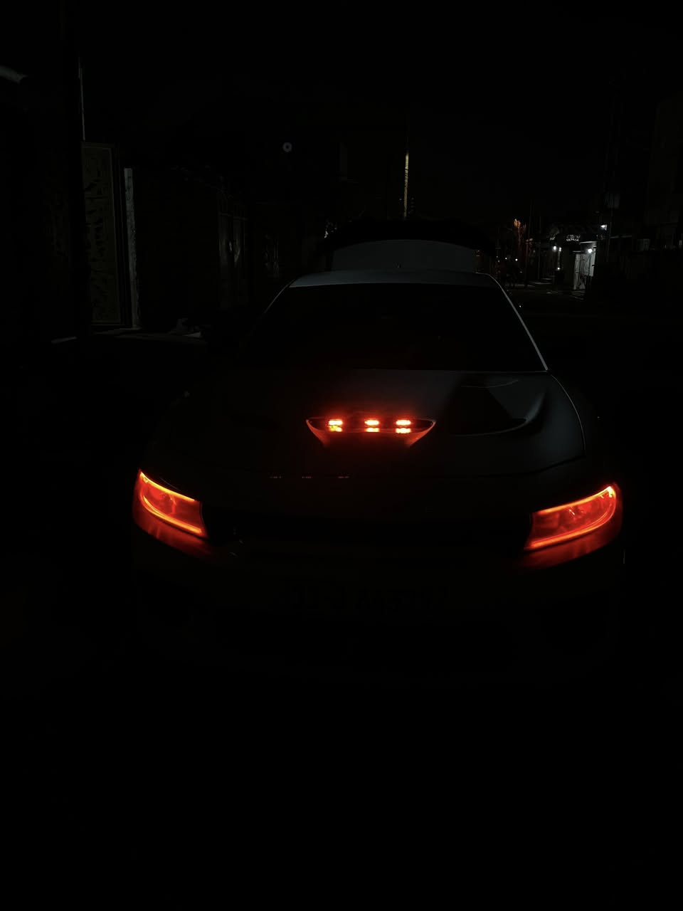 سلام عليكم 
للبيع او مرواس. حسب القناعة امريكي. كوري 
جارجر 2016 RT فول رياضي كزوزات نصبه ويل تحديث كله يخبل السياره حلوه وبل عافيه عل ياخذها السياره كلشي مذكور بالمنشور السونار وكل الصور موجوده اتصل وبيك خير وتدلل 
اتصال. ‭0782 724 4019‬
واتساب. ‭0770 736 7647‬
