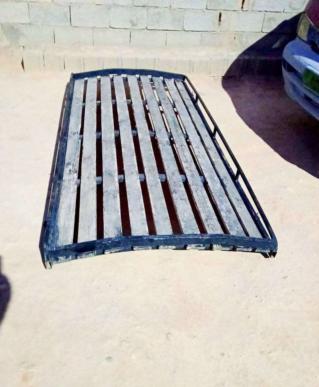 السلام عليكم سوبايه مال بريجو كلش نضيفه وخشبها جديد السعر 125 لتواصل ***********
