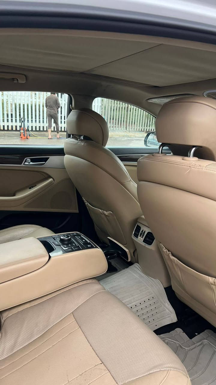 جنسس موديل 15فول مواصفات واحد على واحد خليجي بيهه بنيد وجاملغ صبغ اثر طخه خفيفه رقم أربيل تحويل مباشر بسمنه السعر 170وبيهه مجال للشراي العنوان بغداد حي او الستميه مجاور مطعم الفلسطيني هاتف ***********. مراوس يرهم حسب القناعه بغداد, العراق
